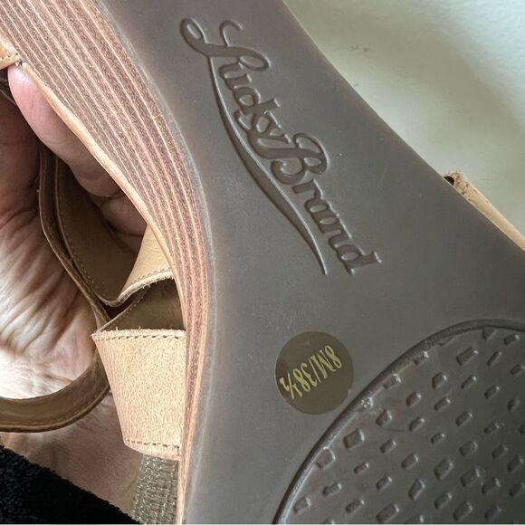 Lucky Brand Women's Jenley Wedges Sz 8 EUC Tan Leather - Picture 4 of 16